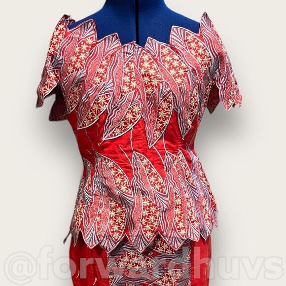 Hand Made Custom Embroidered Lehenga Choli Mermaid Style Bridal Dress | See Meas - Picture 2 of 16